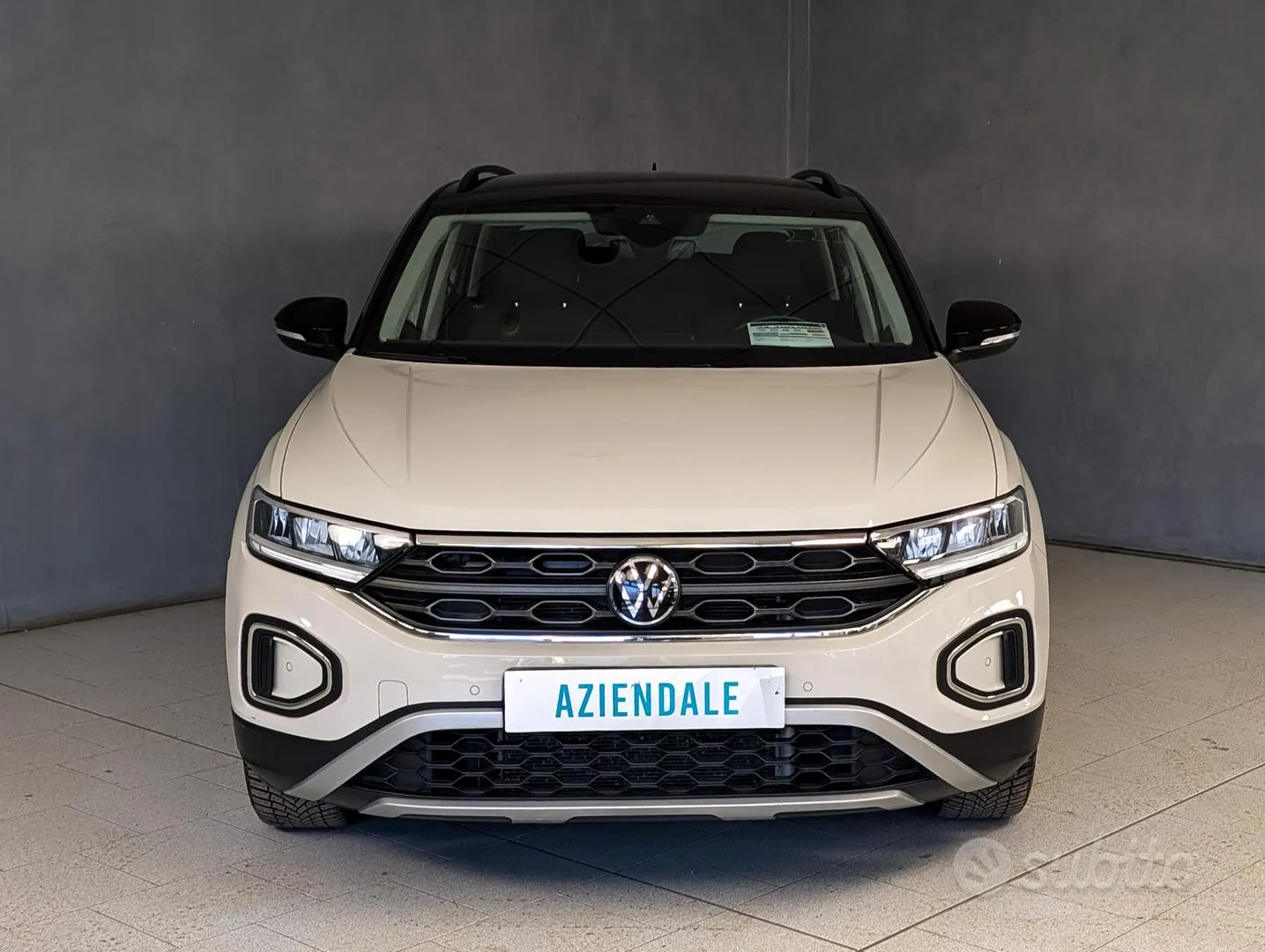 Volkswagen T-Roc 2024 photo 2