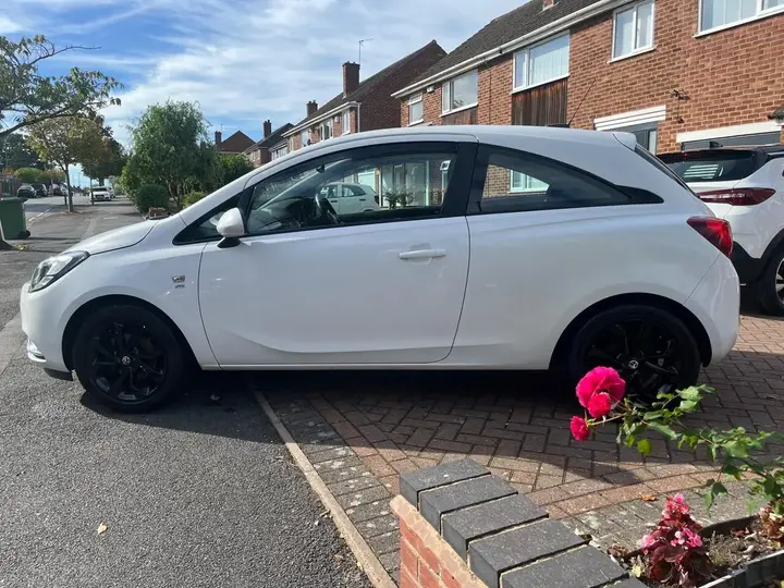 Vauxhall Corsa 2016 photo 3