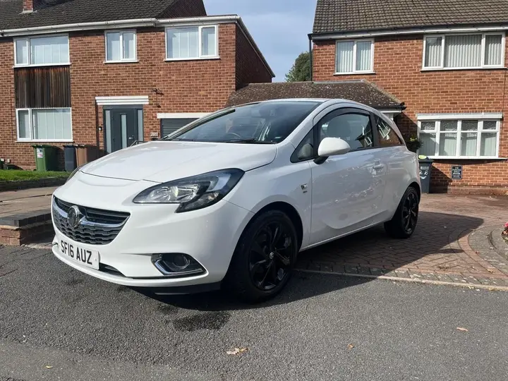Vauxhall Corsa 2016 photo 2