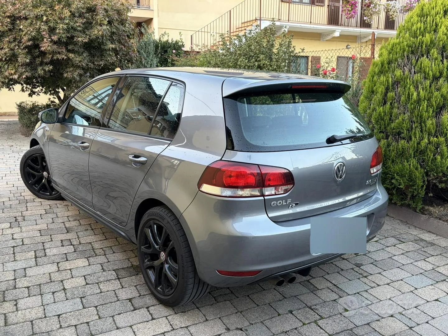 Volkswagen Golf 2010 photo 4