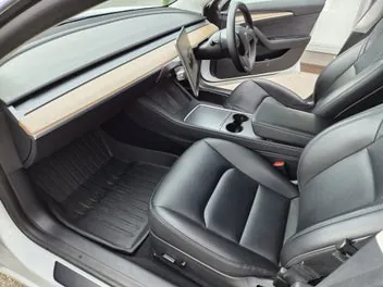 Tesla Model 3 2023 photo 5
