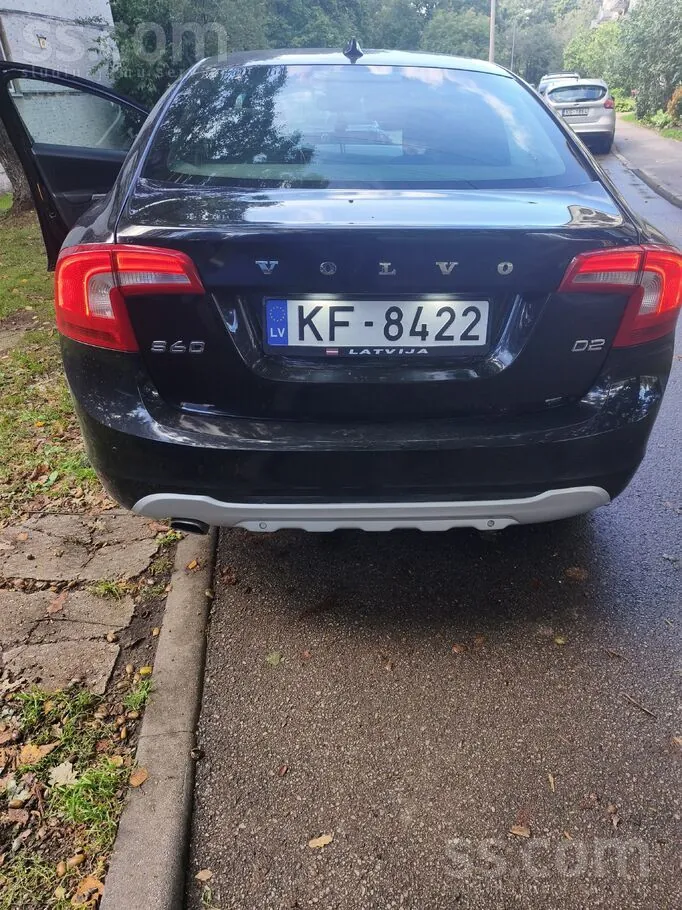 Volvo S60 2012 photo 3