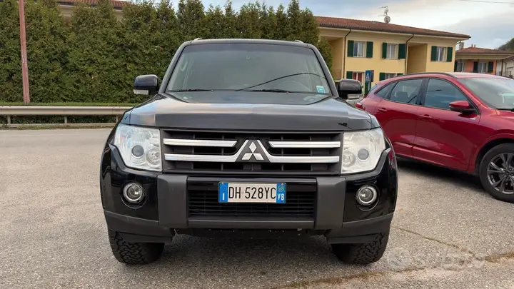 Mitsubishi Pajero 2007 photo 2