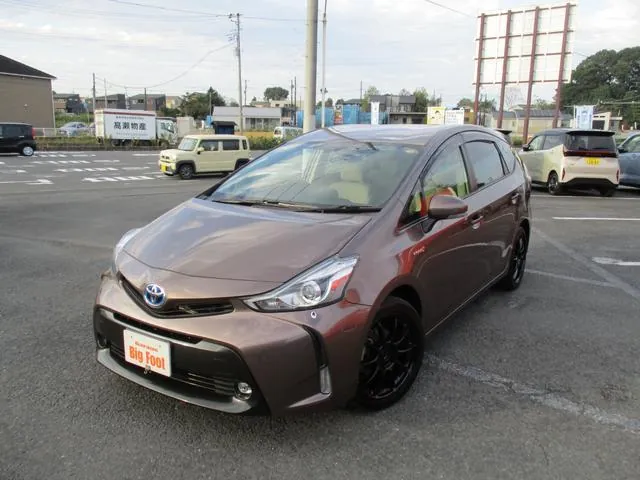 Toyota Priusα 2016 photo 5