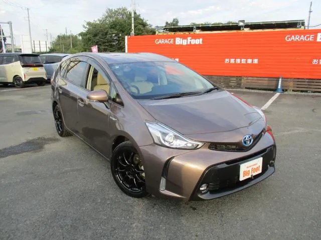 Toyota Priusα 2016 photo 4