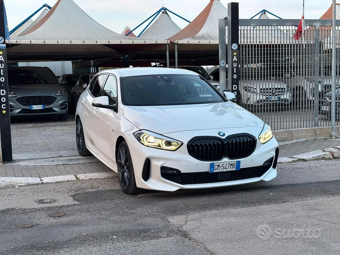 BMW 118D 2023 photo 3