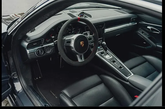 Porsche 911 Turbo 2014 photo 4
