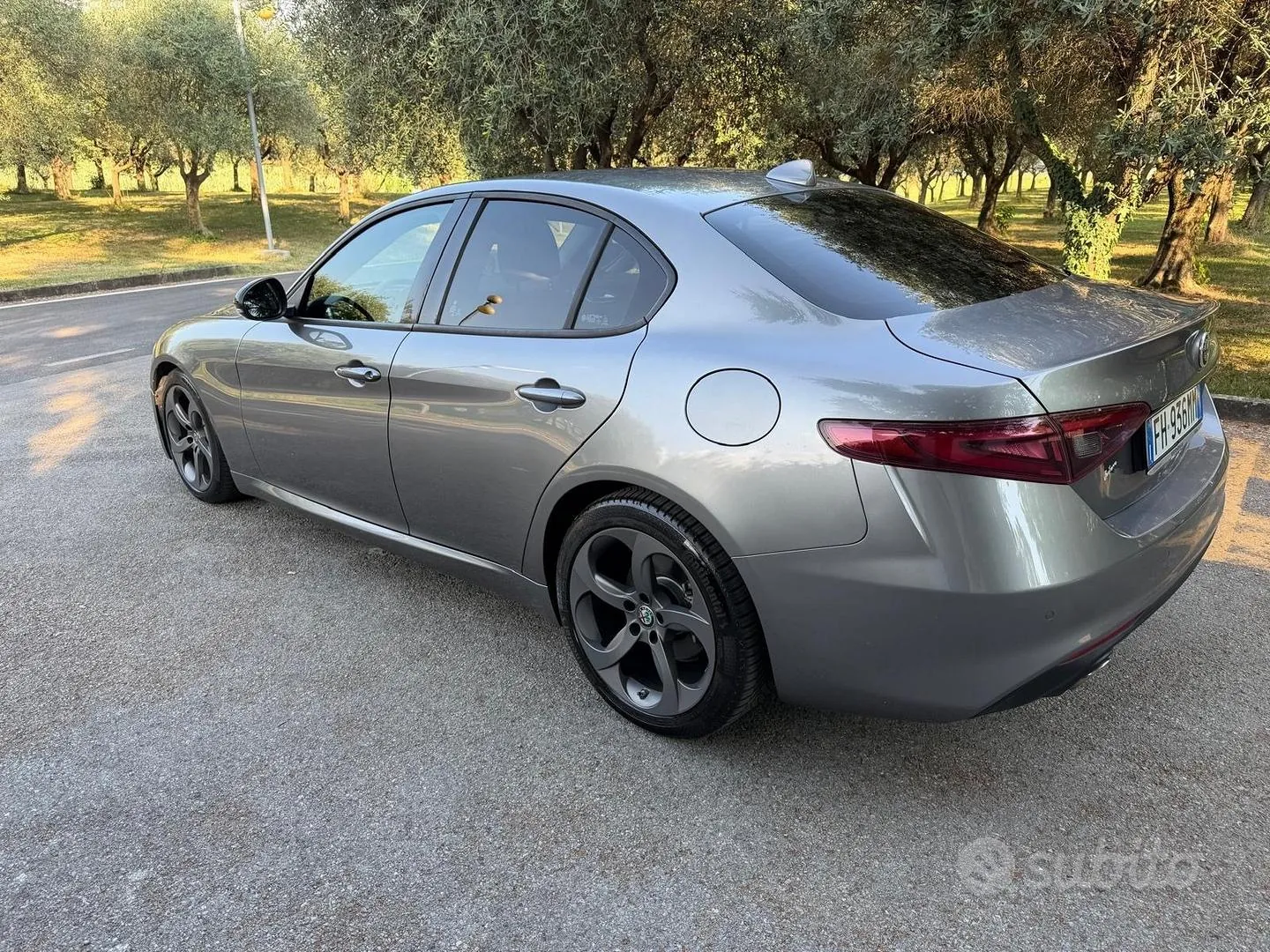 Alfa Romeo Giulia 2017 photo 2