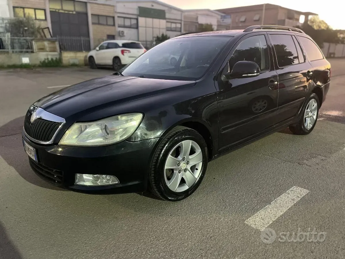 Skoda Octavia 2010 photo 3