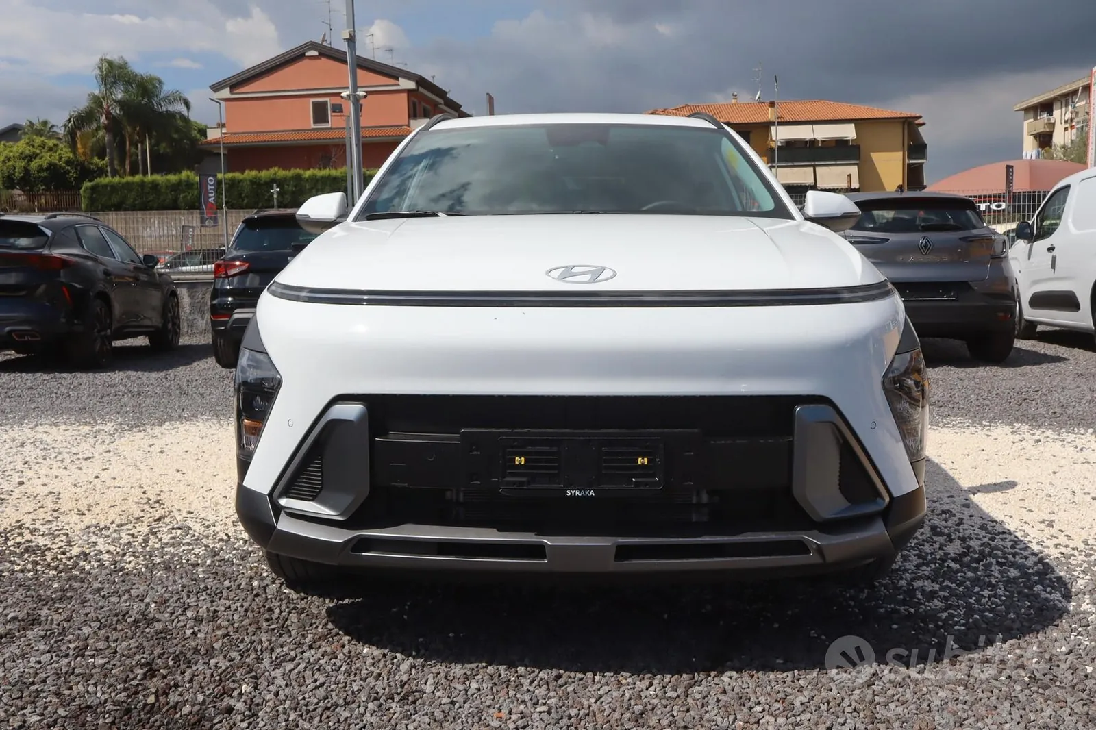 Hyundai Kona 2023 photo 2
