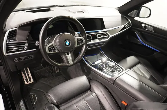 BMW X7 2021 photo 2