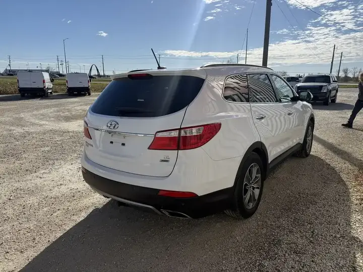 Hyundai Santa Fe 2014 photo 4