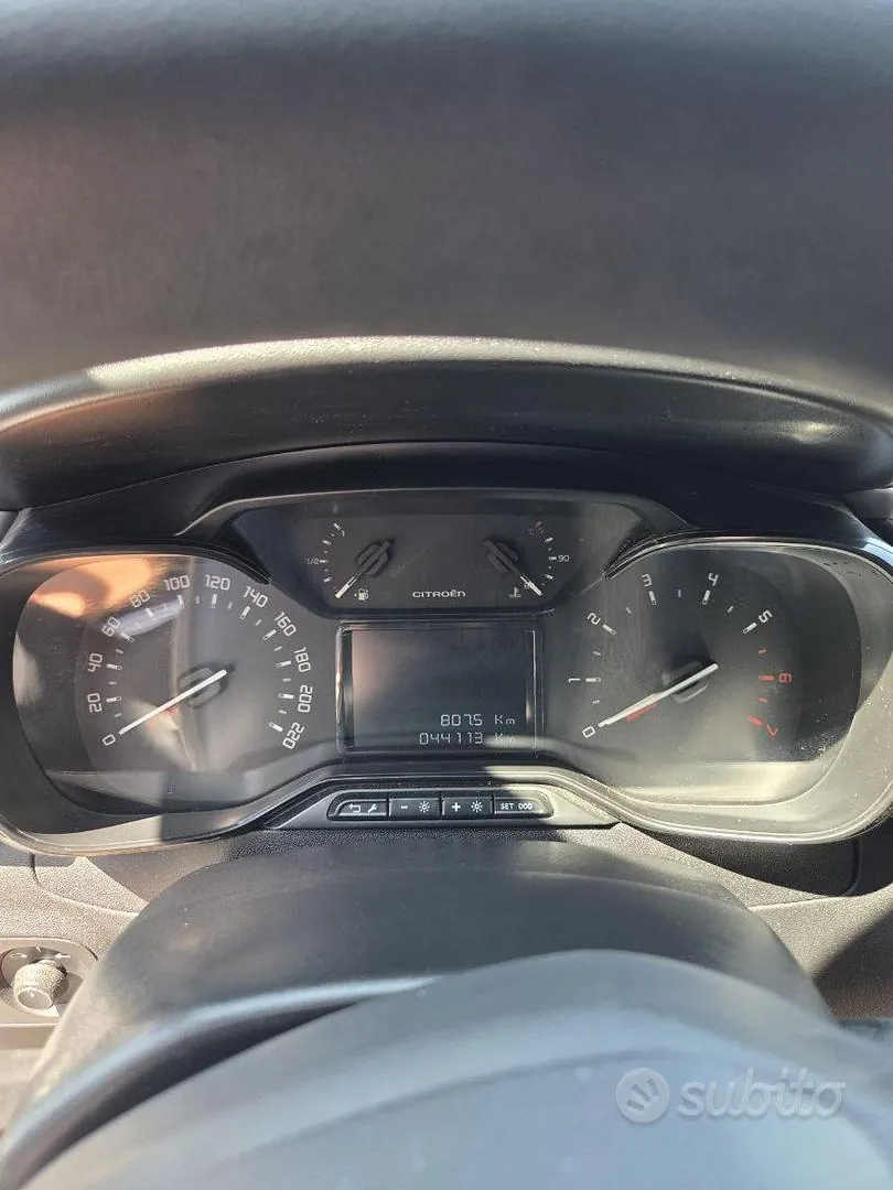 Citroen C3 2023 photo 4
