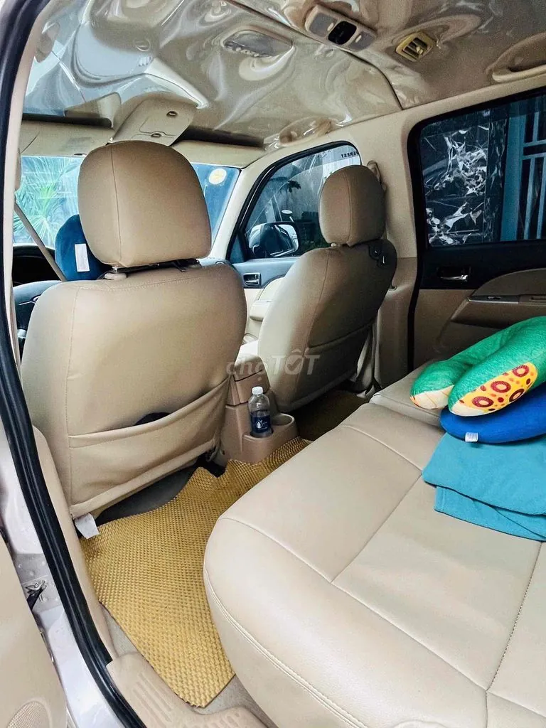 Ford Everest 2011 photo 5