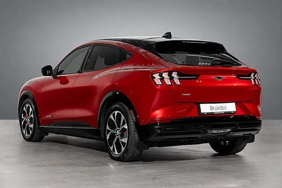 Ford Mustang Mach-E 2022 photo 2