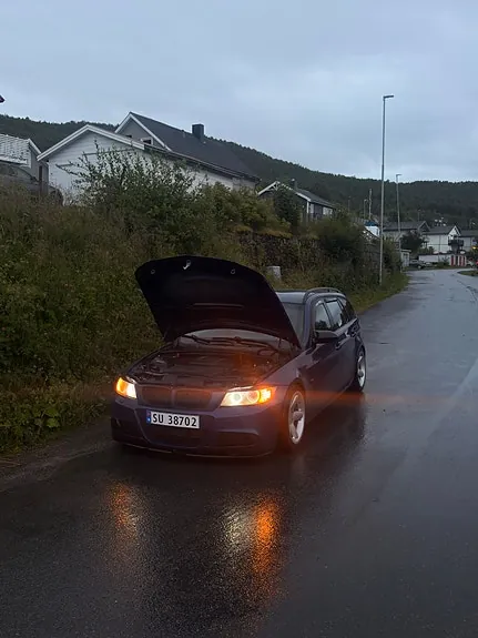 BMW 320D 2007 photo 3