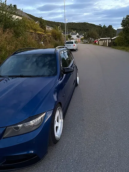 BMW 320D 2007 photo 4
