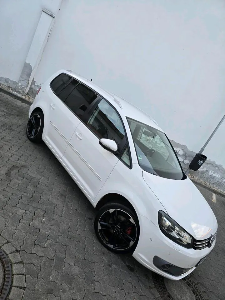 Volkswagen Touran