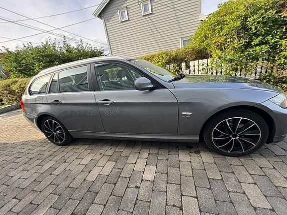 BMW 320D 2012 photo 2