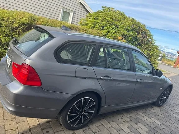 BMW 320D 2012 photo 3