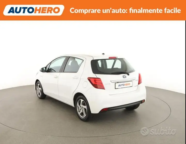 Toyota Yaris 2016 photo 4