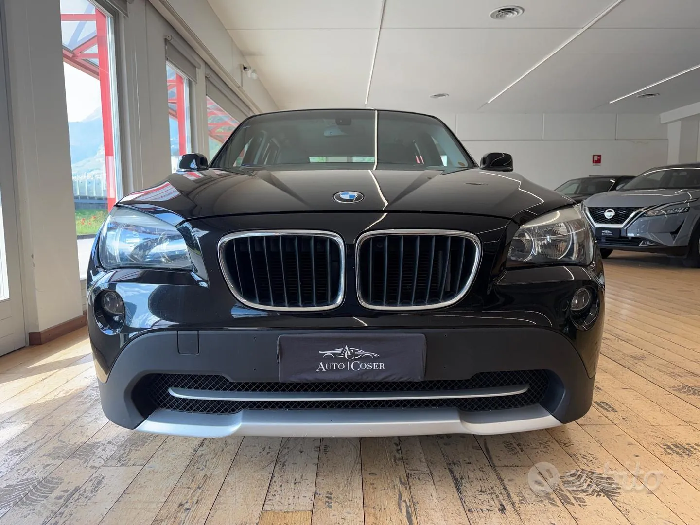 BMW X1 2011 photo 2