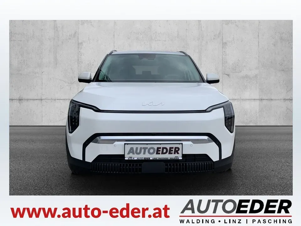 Kia Ev3 photo 2