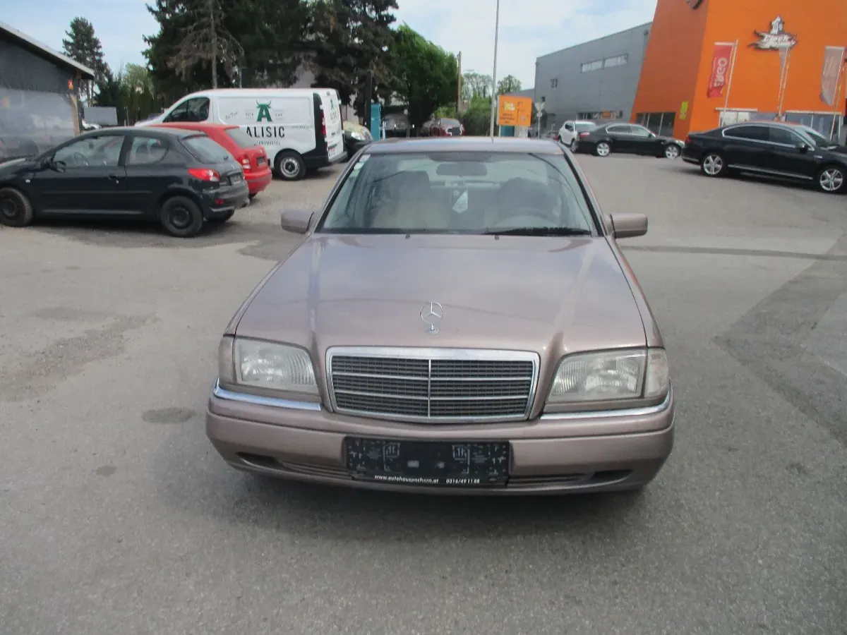 Mercedes-Benz C-Class 1994 photo 2