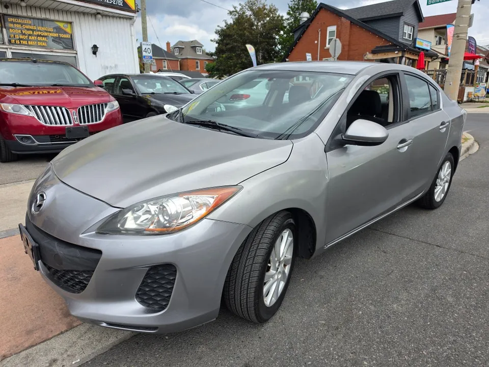 Mazda Mazda3 2013 photo 3