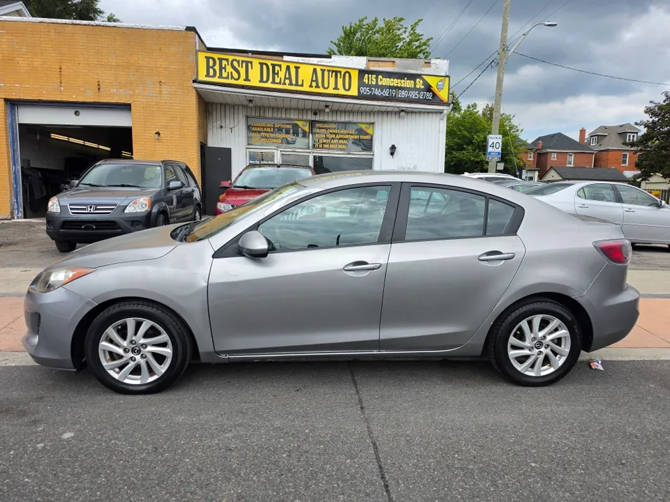 Mazda Mazda3 2013 photo 4