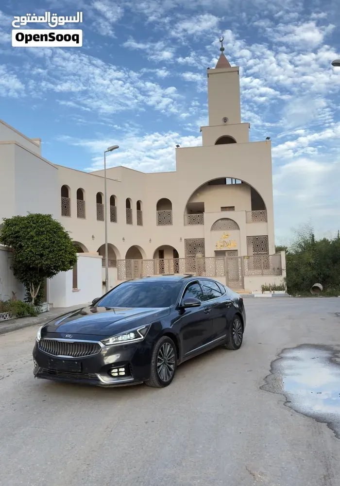 Kia Cadenza 2018 photo 2