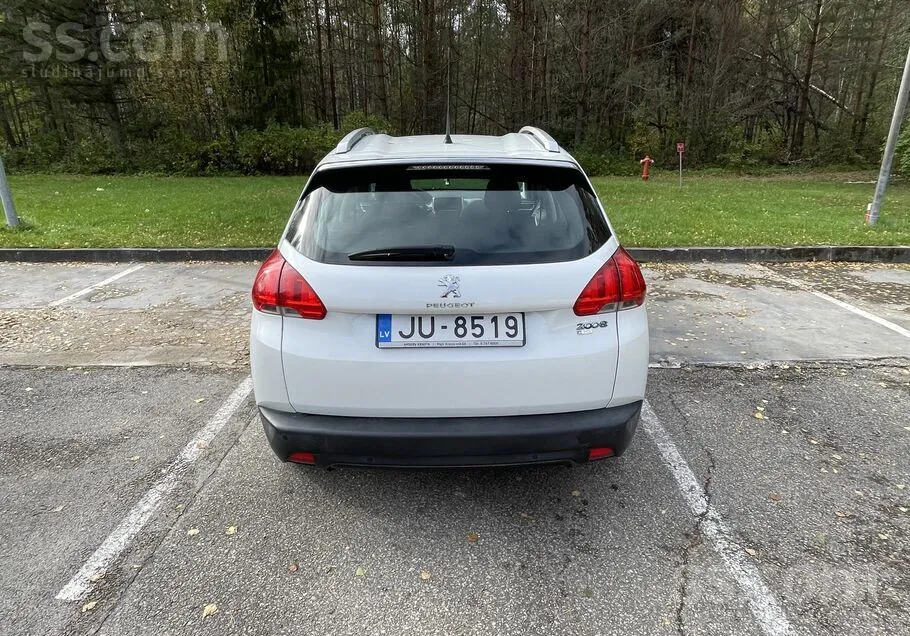 Peugeot 2008 2015 photo 2