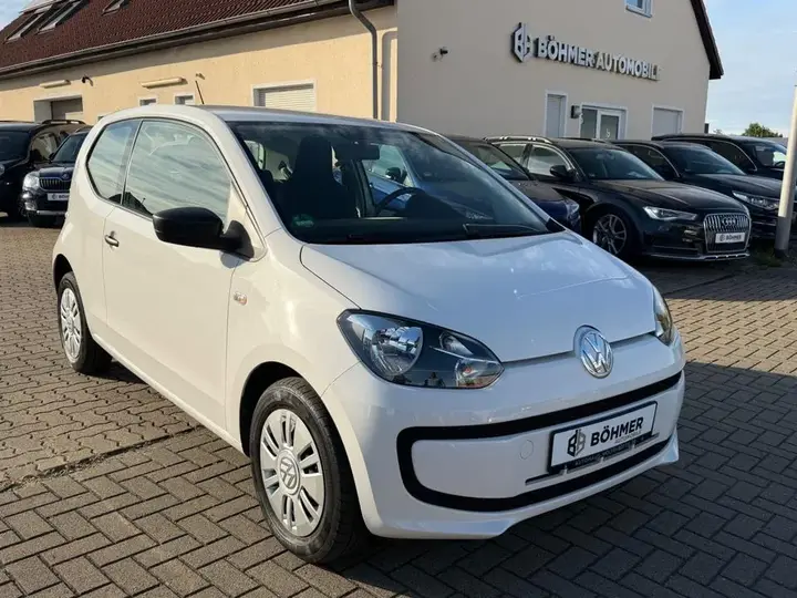 Volkswagen Up