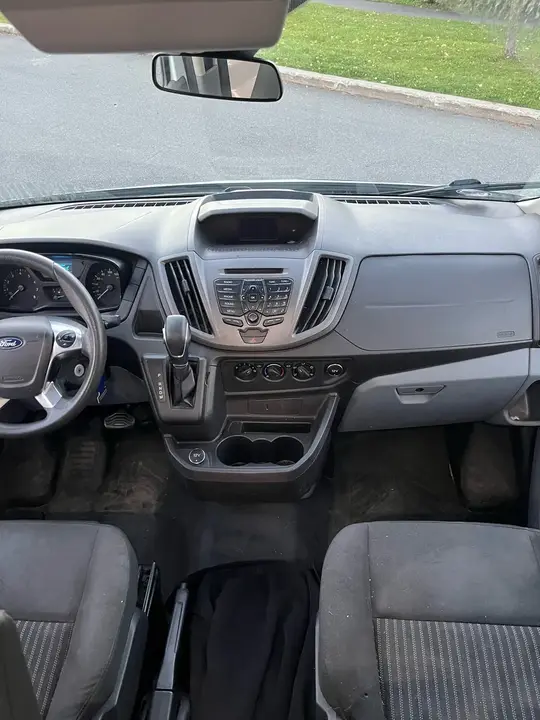 Ford Transit 2019 photo 2