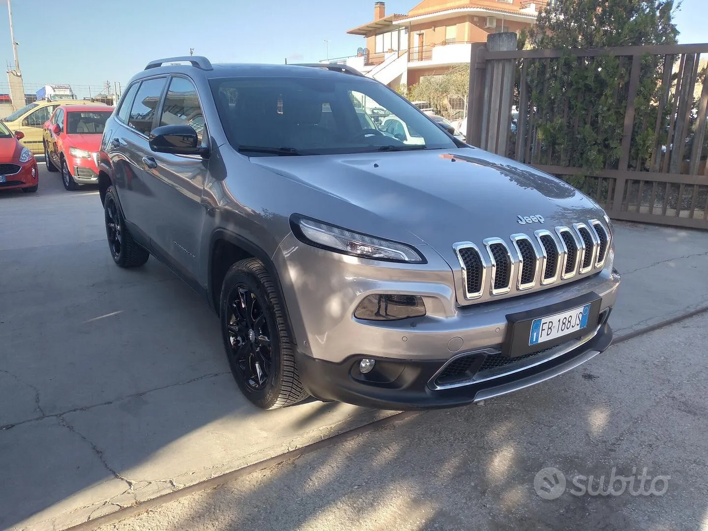 Jeep Cherokee 2015 photo 3