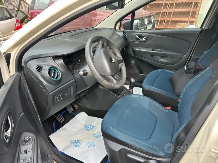 Renault Captur 2014 photo 5