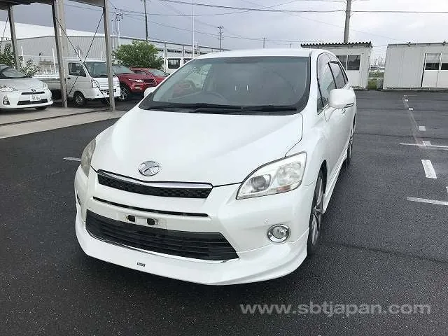 Toyota Mark X 2011 photo 2