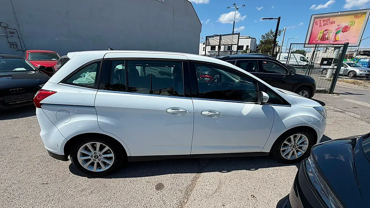 Ford C-Max 2019 photo 2