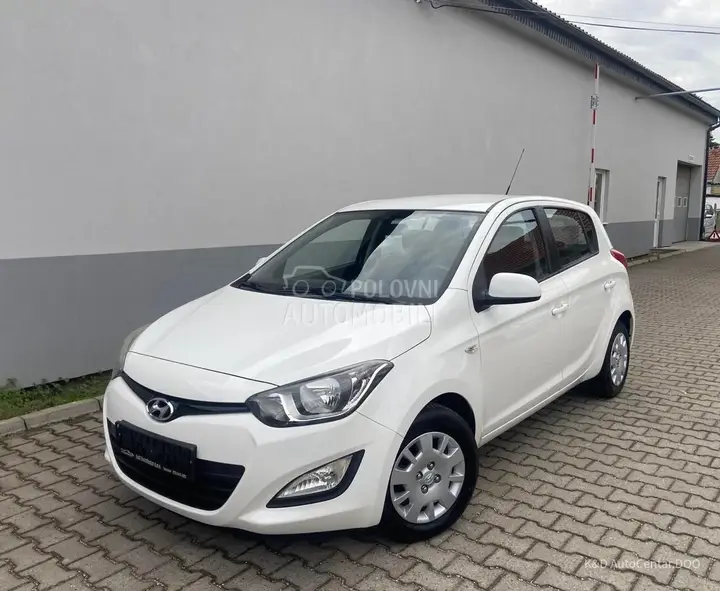 Hyundai I20 2013 photo 2
