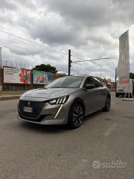 Peugeot 208 2020 photo 5