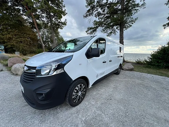 Opel Vivaro 2019 photo 2