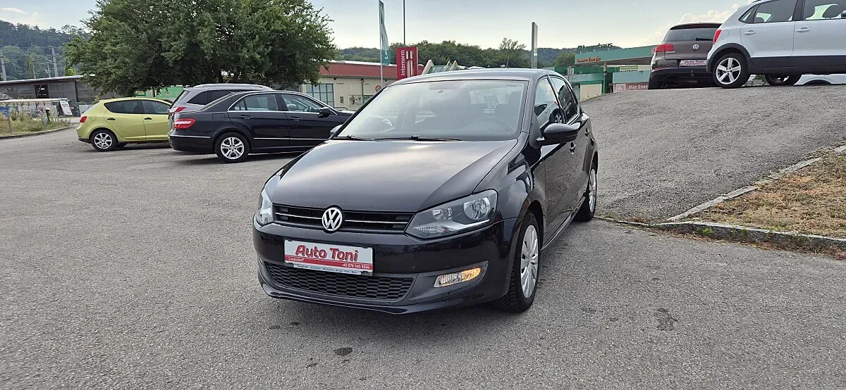 Volkswagen Polo 2010 photo 2