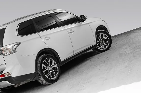 Mitsubishi Outlander 2014 photo 4