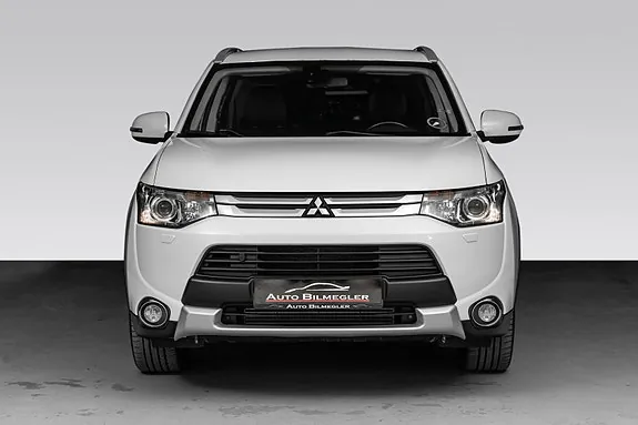 Mitsubishi Outlander 2014 photo 5