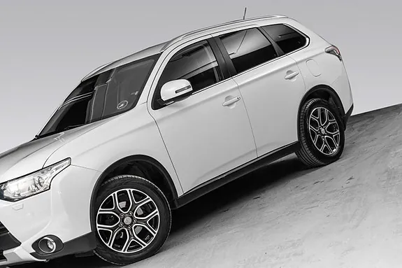 Mitsubishi Outlander 2014 photo 3