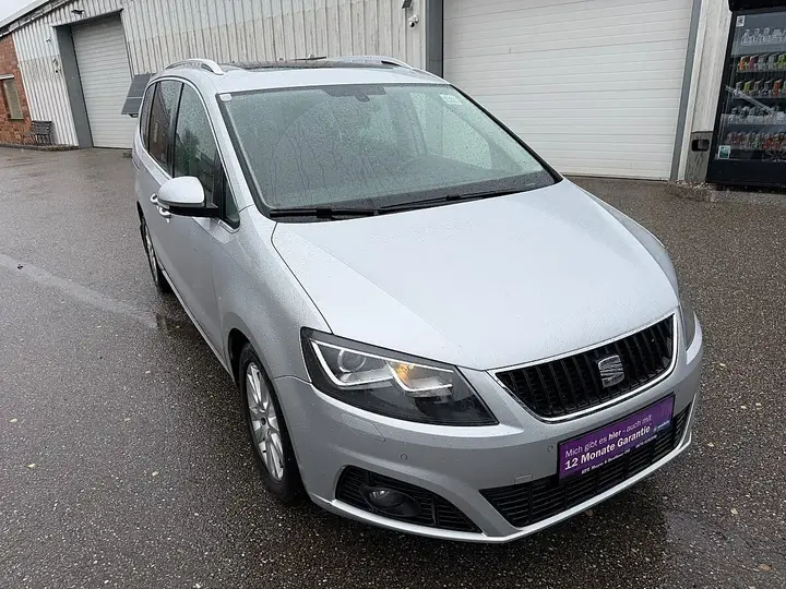 Seat Alhambra 2011 photo 2