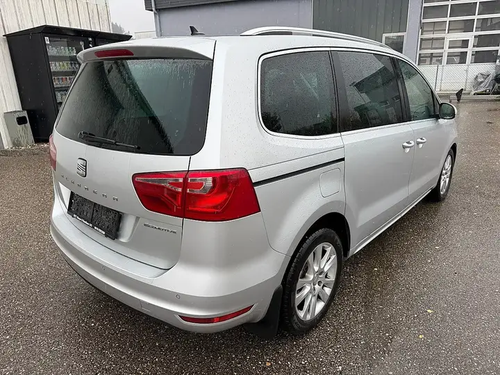 Seat Alhambra 2011 photo 3