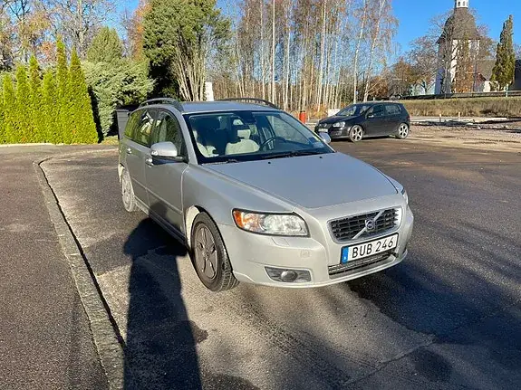 Volvo V50 2010 photo 4