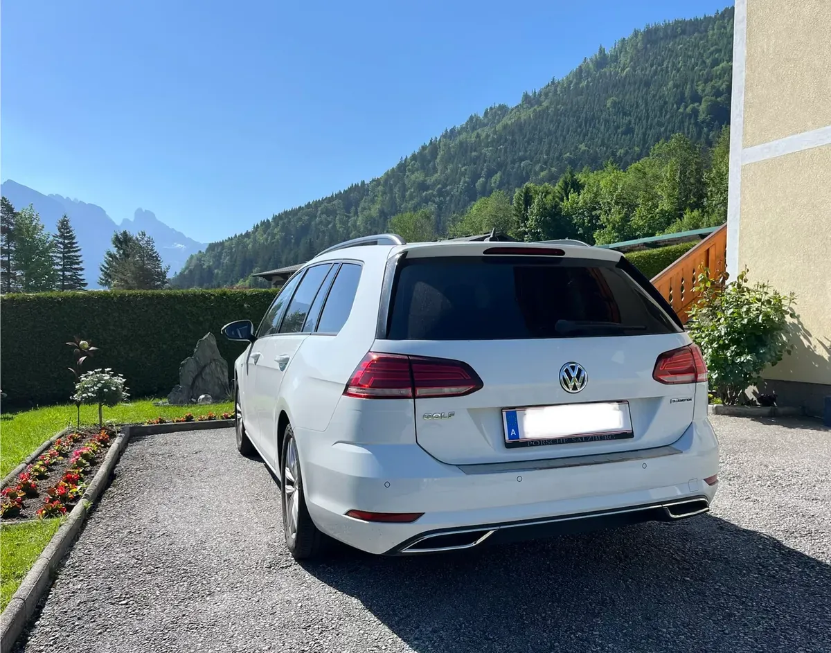 Volkswagen Golf 2019 photo 2