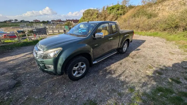 Isuzu D-Max 2014 photo 3